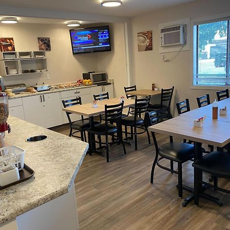 Dilworth Inn Kelowna Ngoại thất bức ảnh