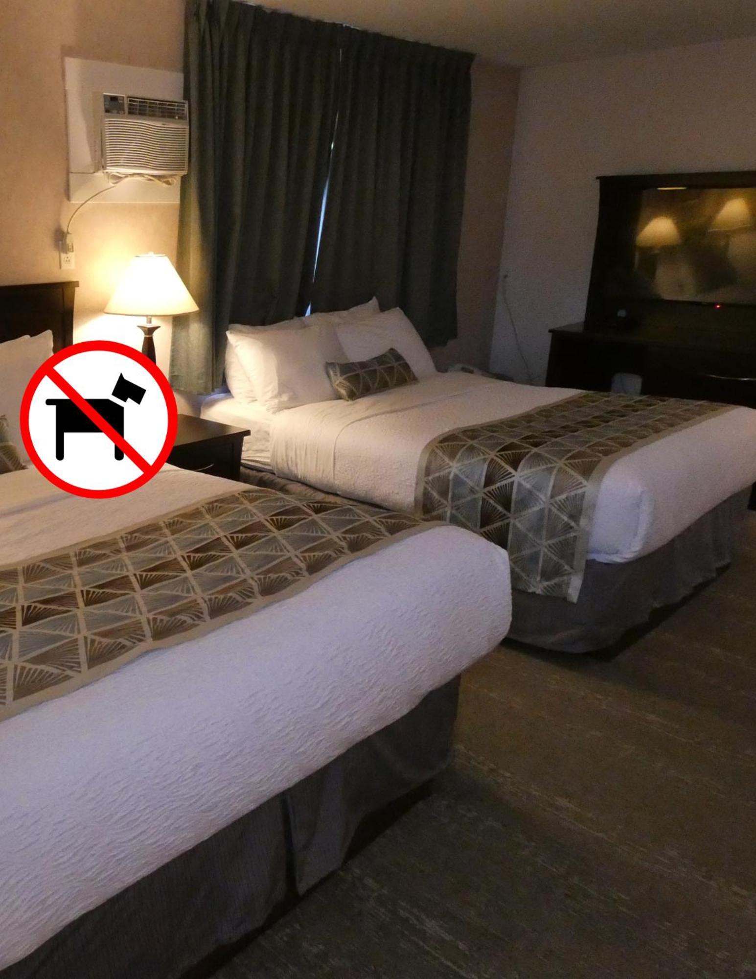 Dilworth Inn Kelowna Ngoại thất bức ảnh