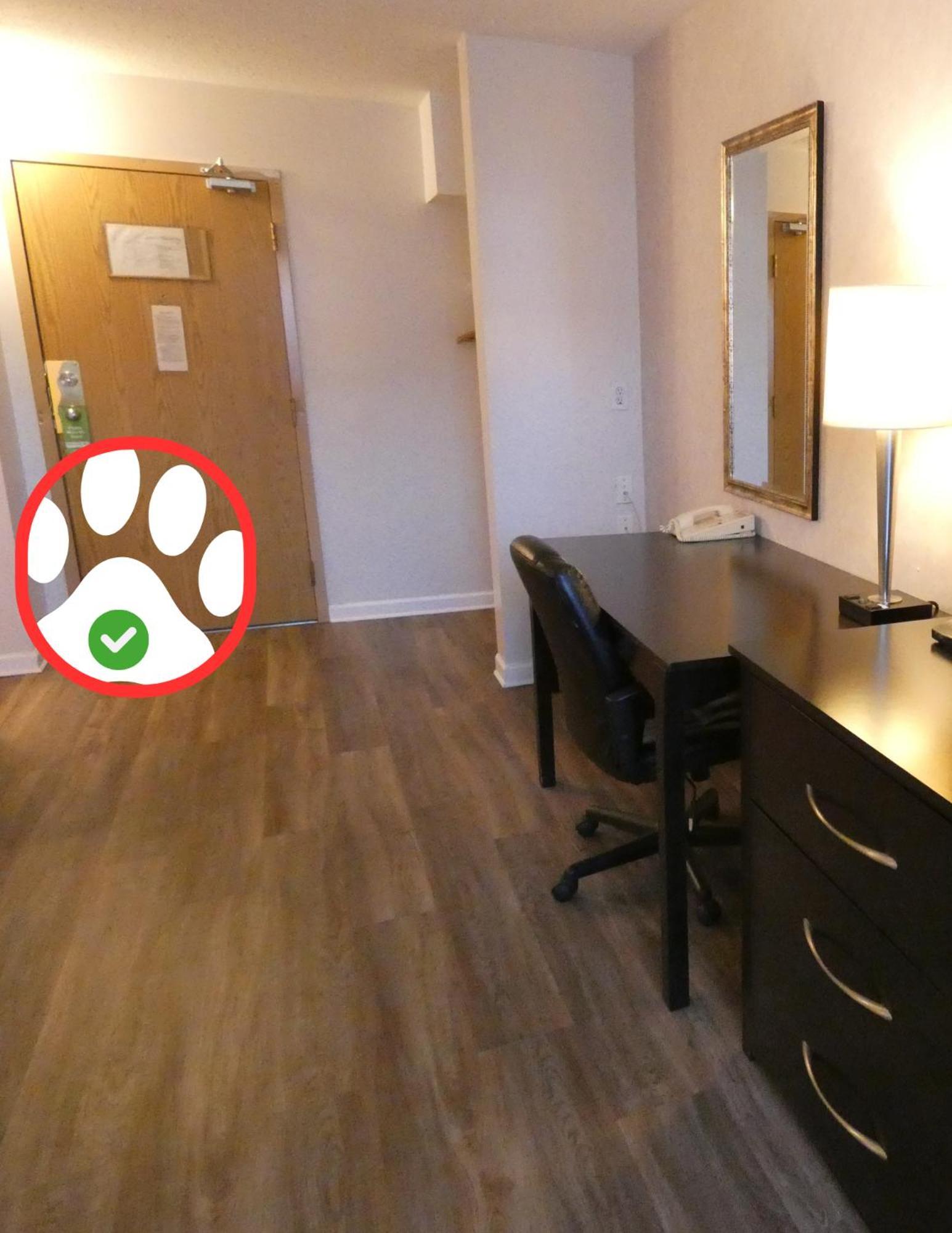 Dilworth Inn Kelowna Ngoại thất bức ảnh