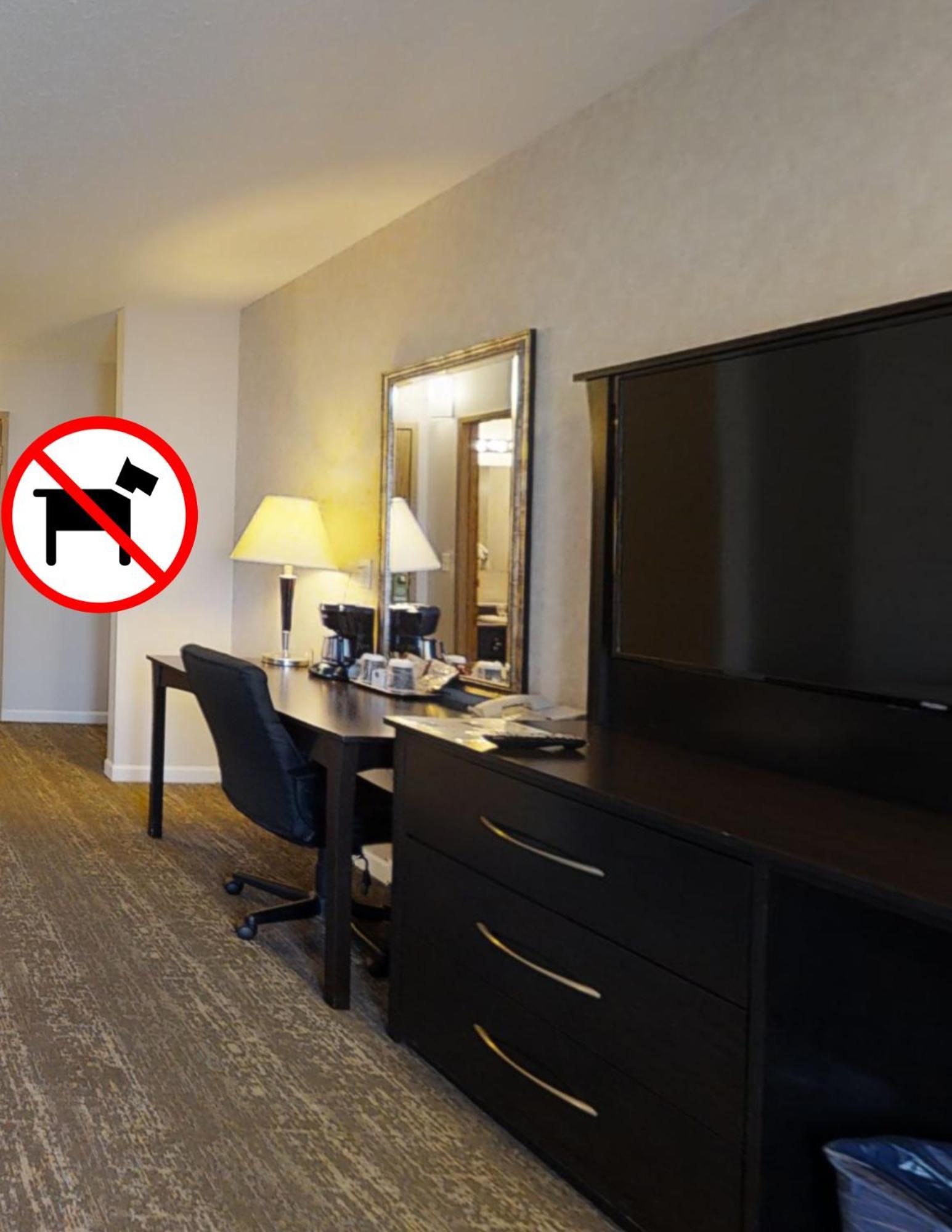 Dilworth Inn Kelowna Ngoại thất bức ảnh