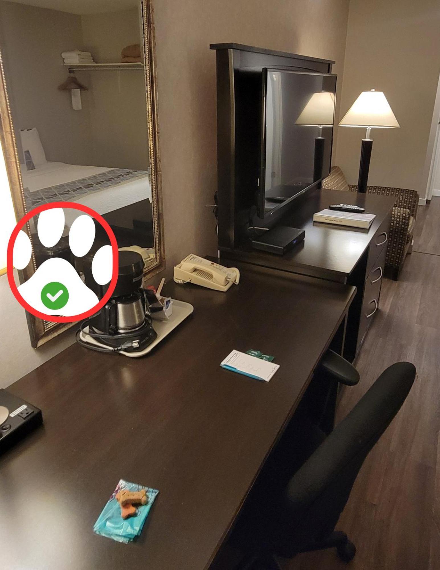 Dilworth Inn Kelowna Ngoại thất bức ảnh