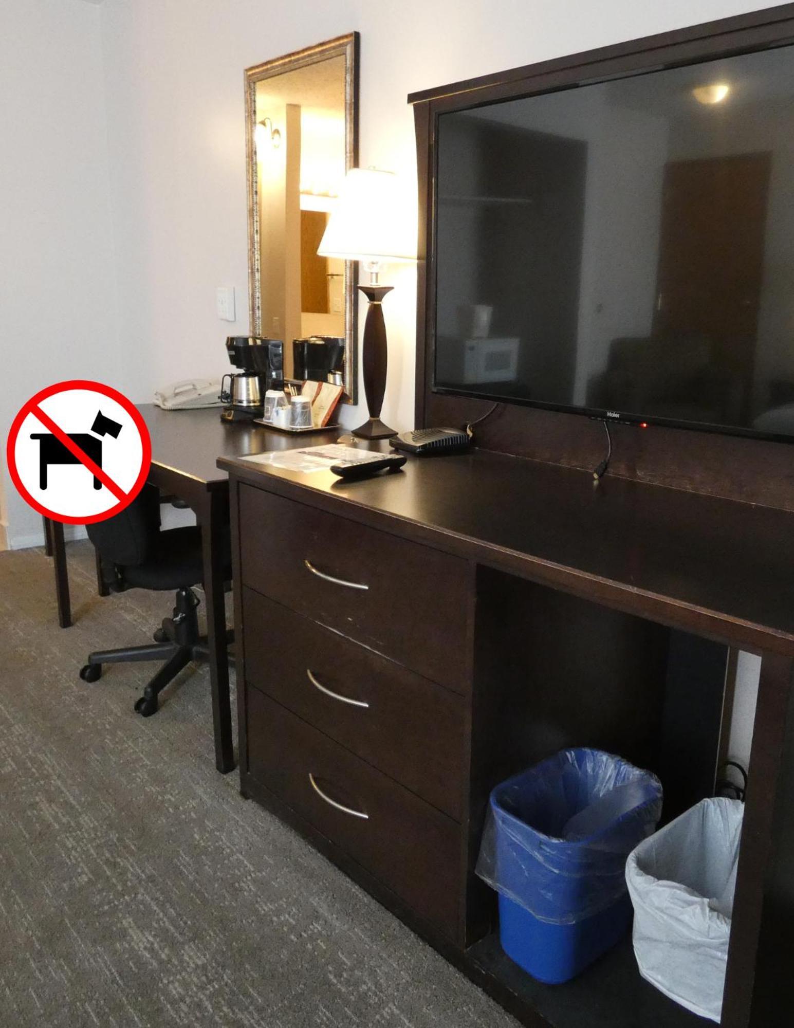 Dilworth Inn Kelowna Ngoại thất bức ảnh