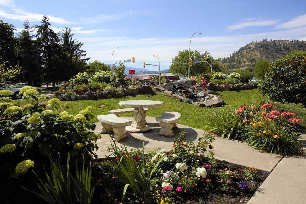 Dilworth Inn Kelowna Ngoại thất bức ảnh