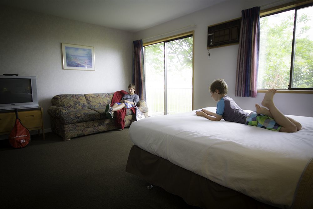 Dilworth Inn Kelowna Ngoại thất bức ảnh